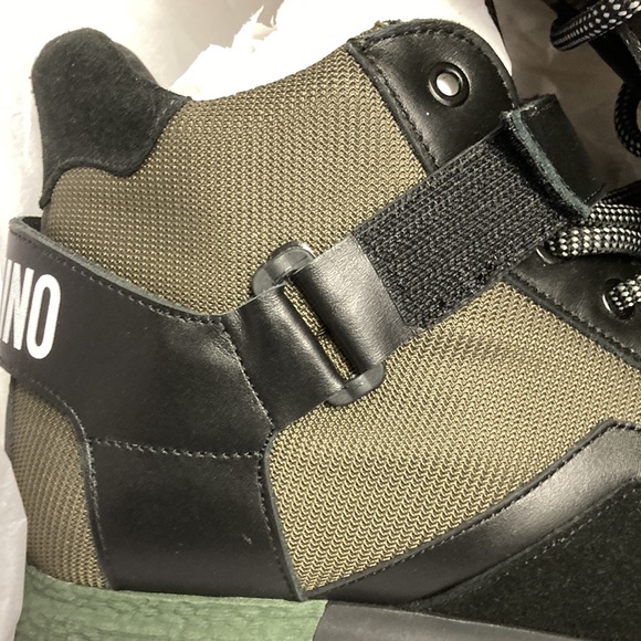 MOSCHINO - Picture 11 of 13